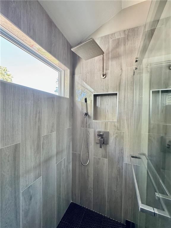 308 E Nichols Street — photo 19