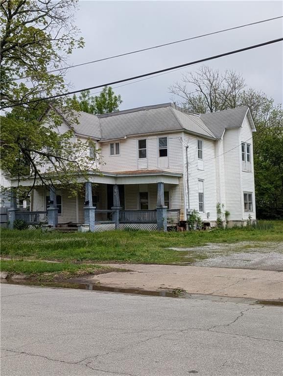 528 N Washington Street — photo 1