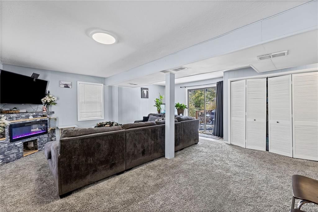 10935 Bristol Terrace — photo 21