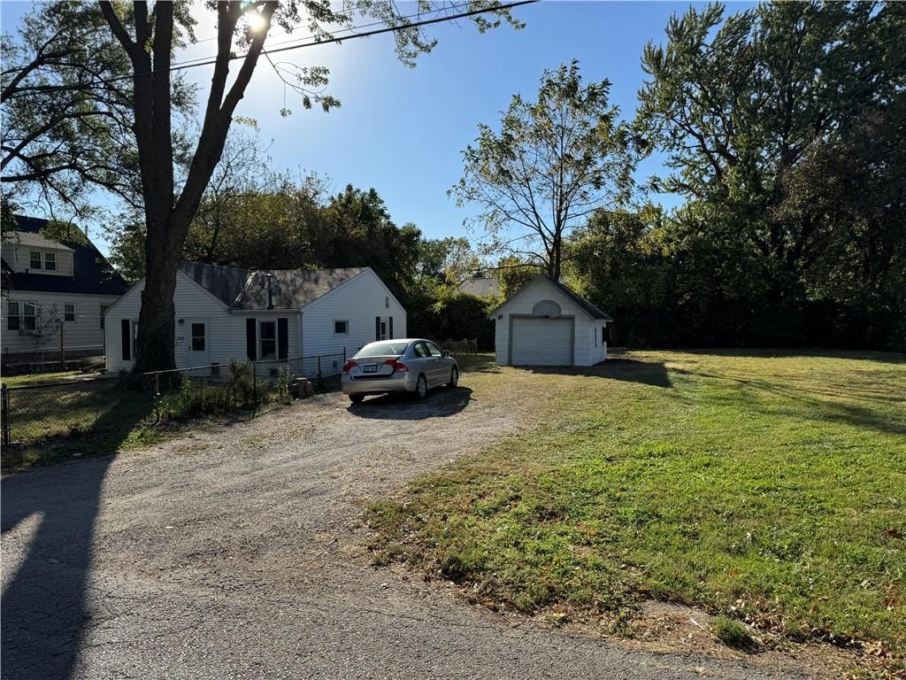 Photo 20 of 22 - 2320 S 50th Street