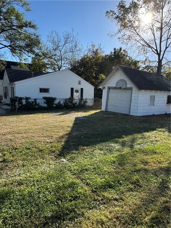 Photo 21 of 22 - 2320 S 50th Street