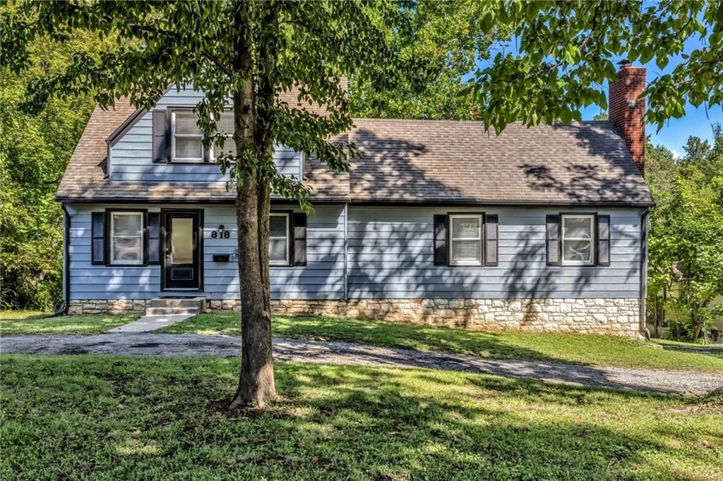 818 W 30 Street, Independence, MO