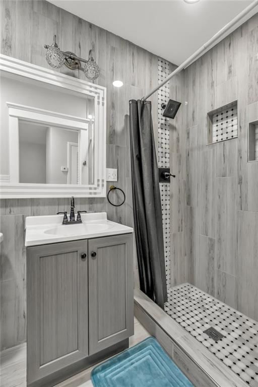 818 W 30 Street — photo 16
