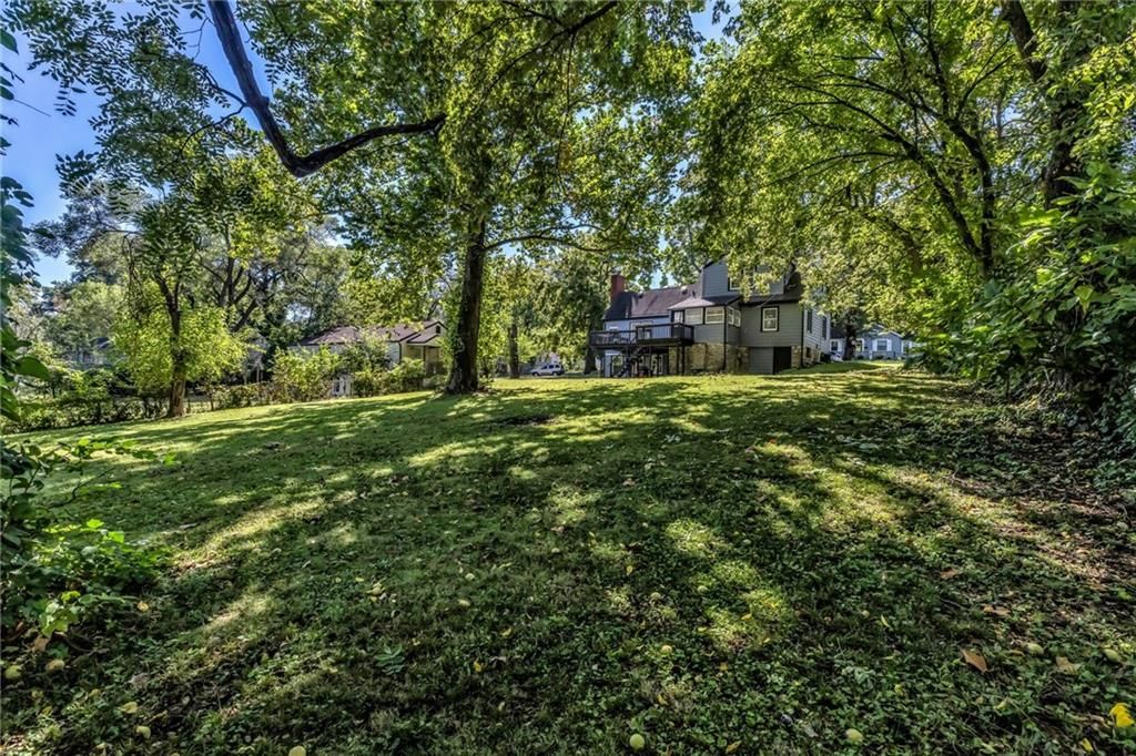 818 W 30 Street — photo 27