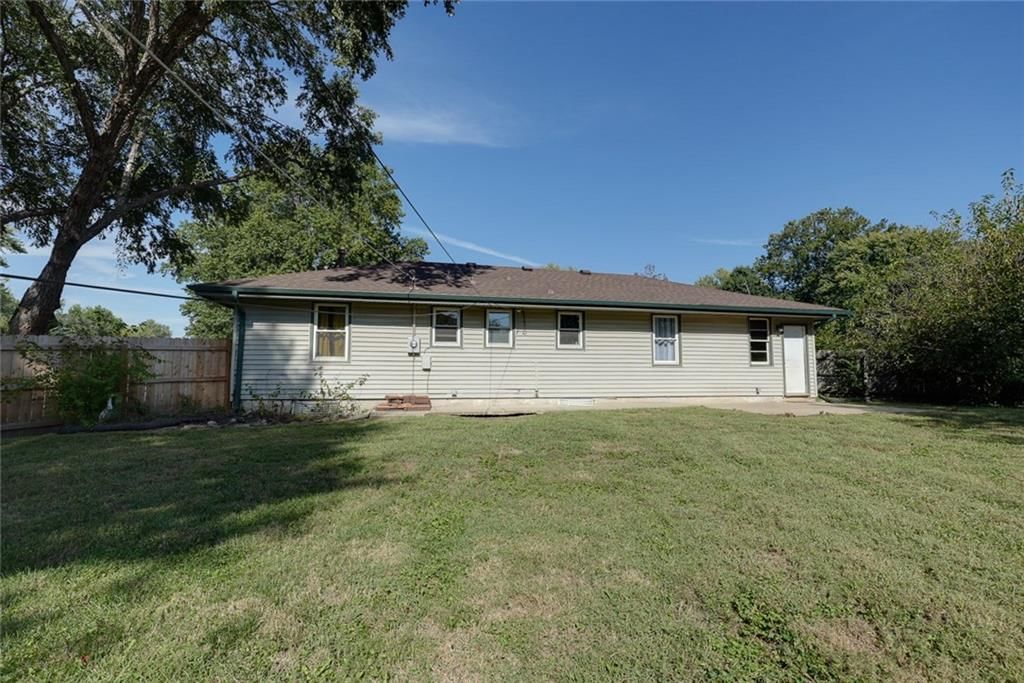 2608 S Baker Road — photo 30