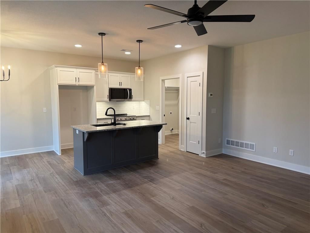 313 1/2 Clearview Drive — photo 7