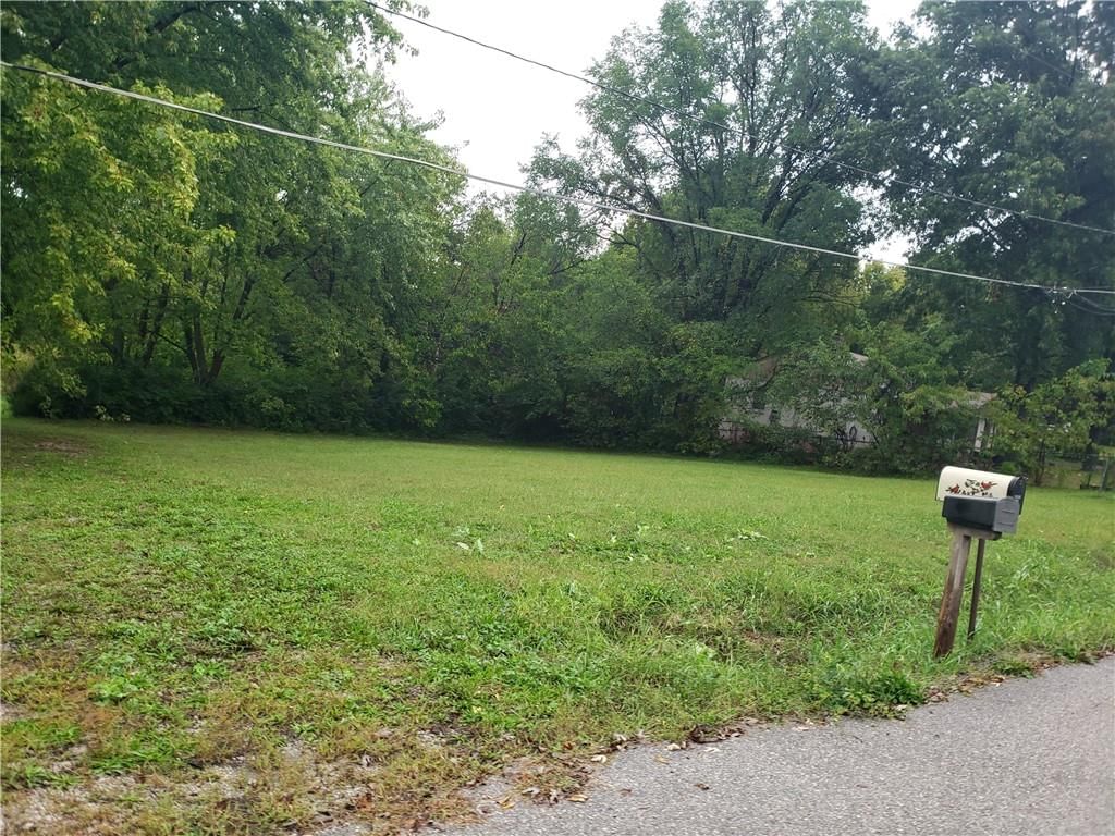 805 N Allen Road — photo 2