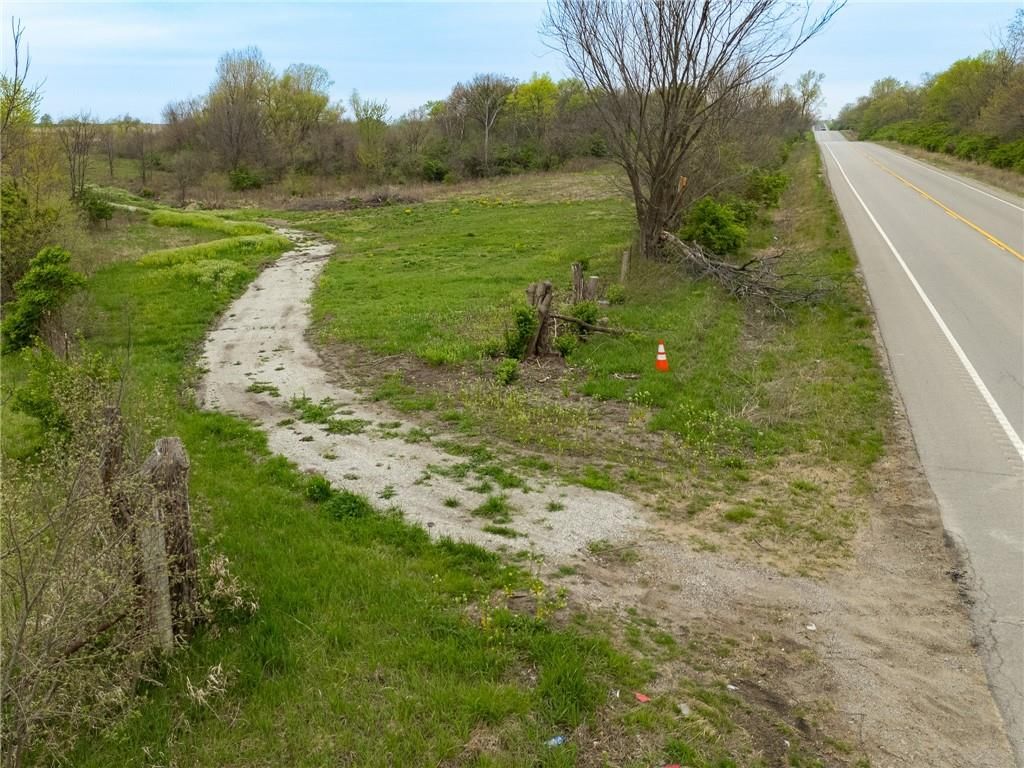 19810 N US 69 Highway — photo 1