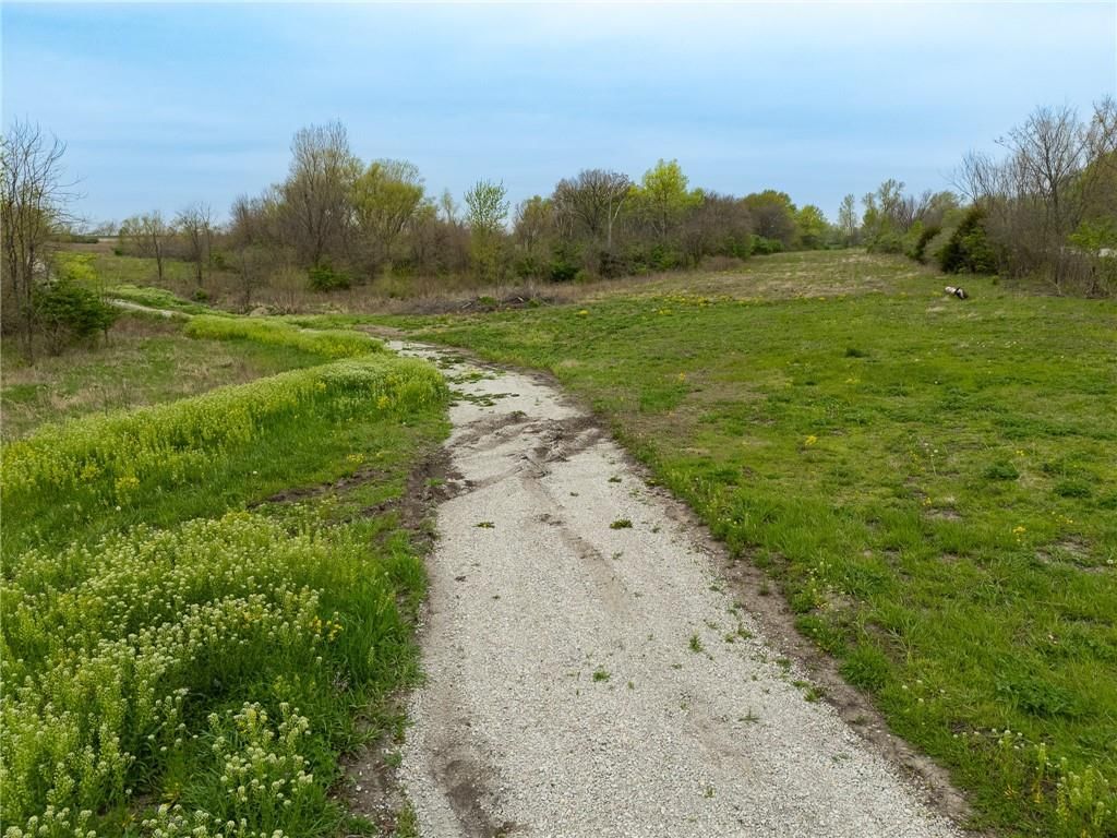 19810 N US 69 Highway — photo 9