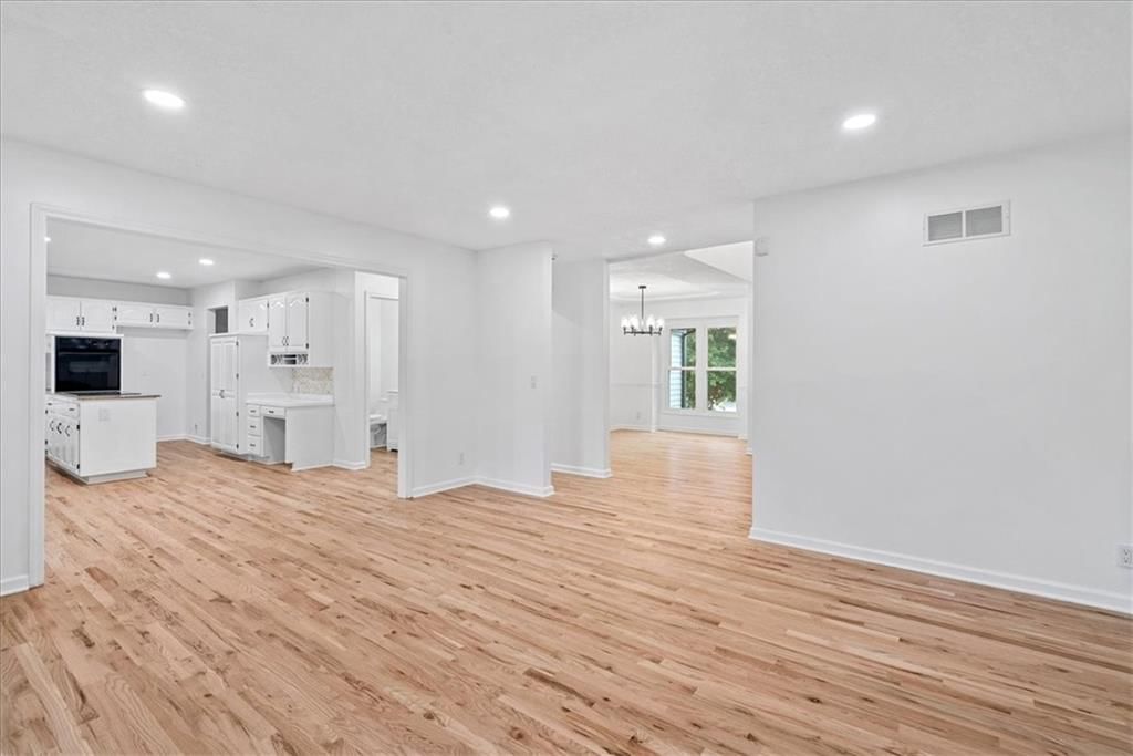 24 Timber Creek Drive — photo 10