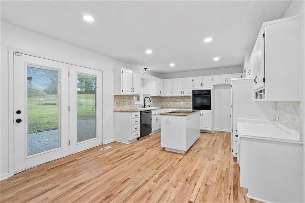 24 Timber Creek Drive — photo 12