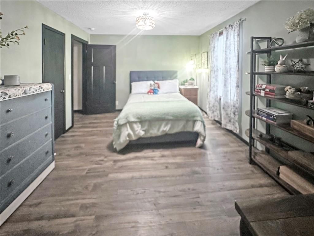 19617 Lakeview Avenue — photo 29
