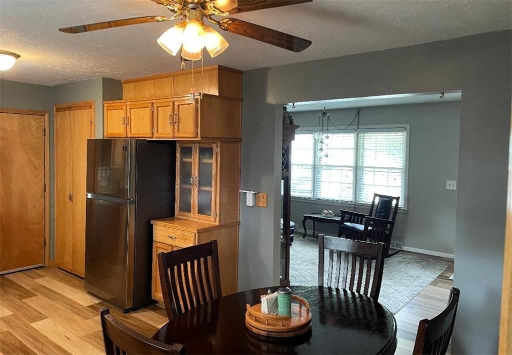 102 SW Moore Court — photo 11