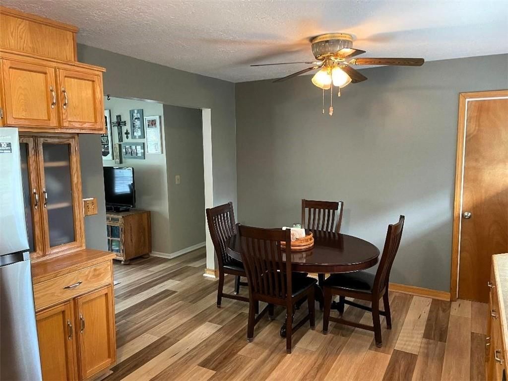 102 SW Moore Court — photo 12