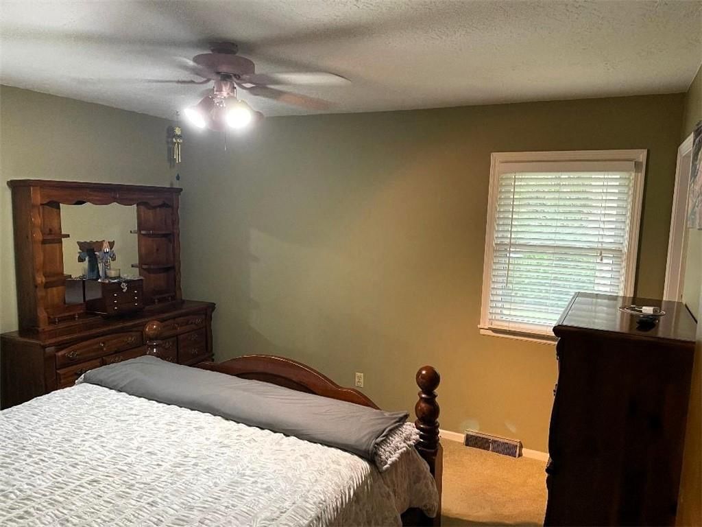 102 SW Moore Court — photo 14