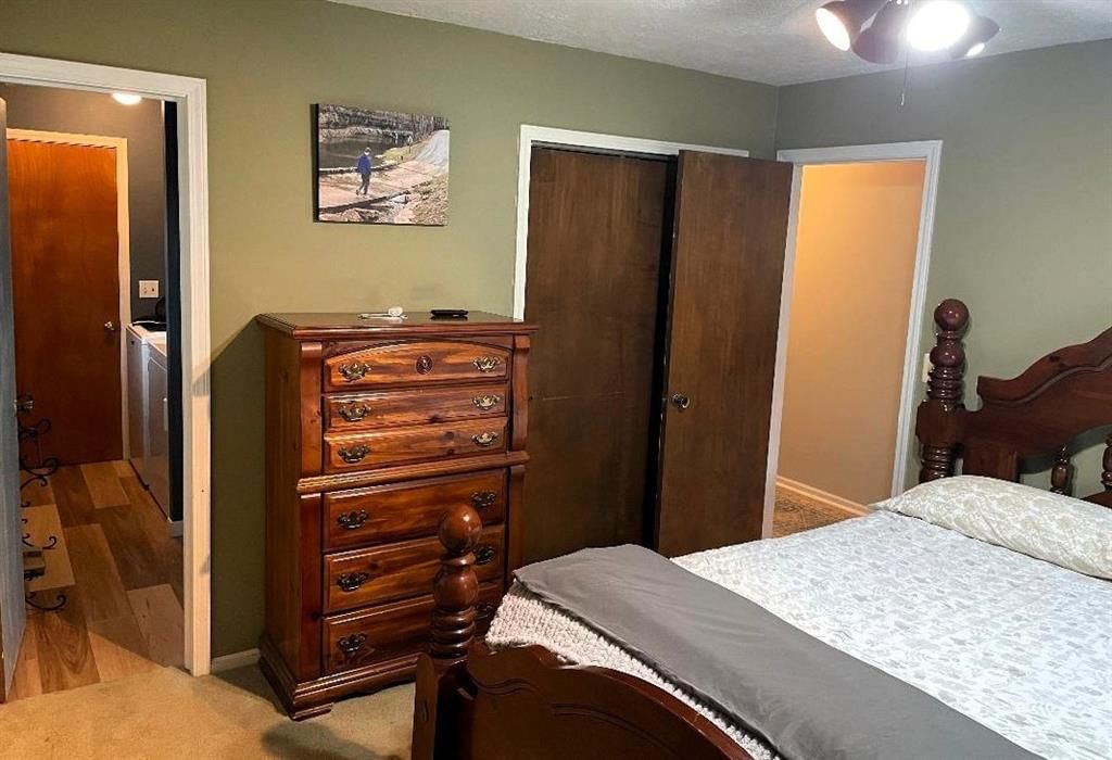 102 SW Moore Court — photo 16
