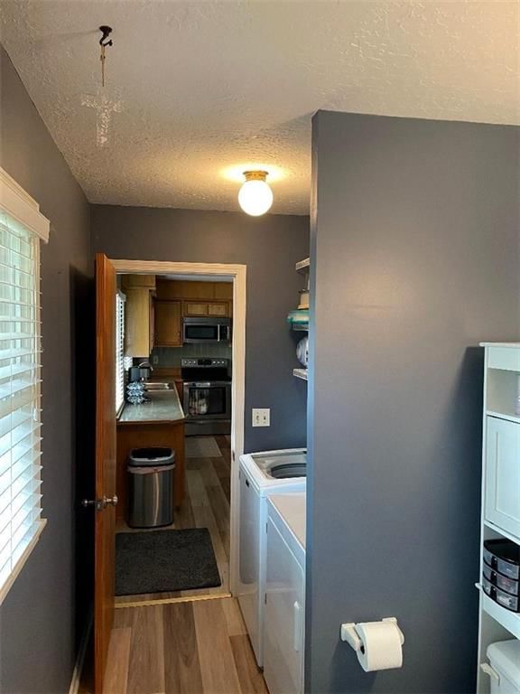 102 SW Moore Court — photo 17