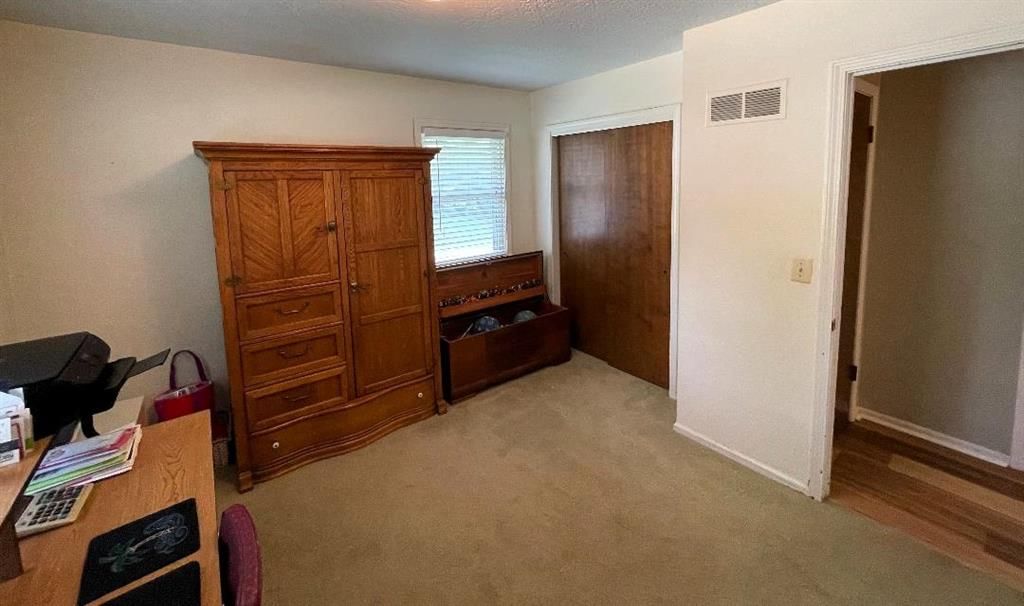 102 SW Moore Court — photo 20