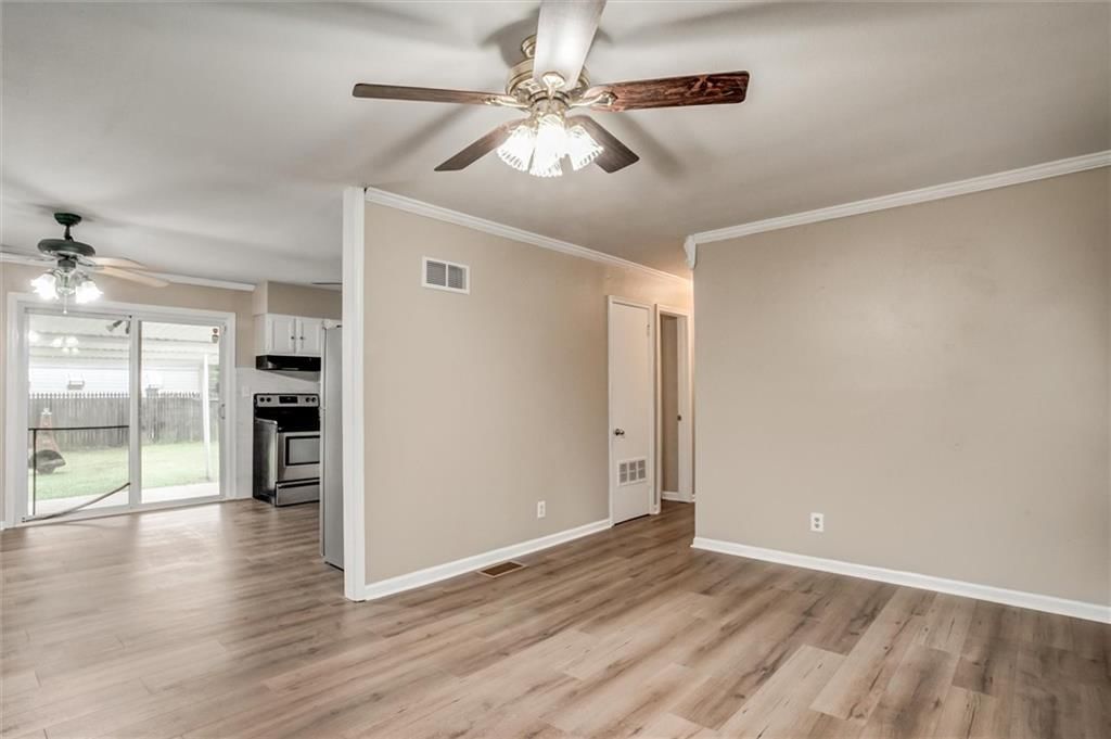 301 N Hudson Street — photo 10