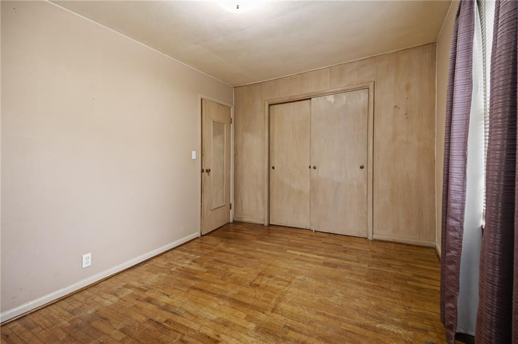 1720 E 7th Street — photo 12