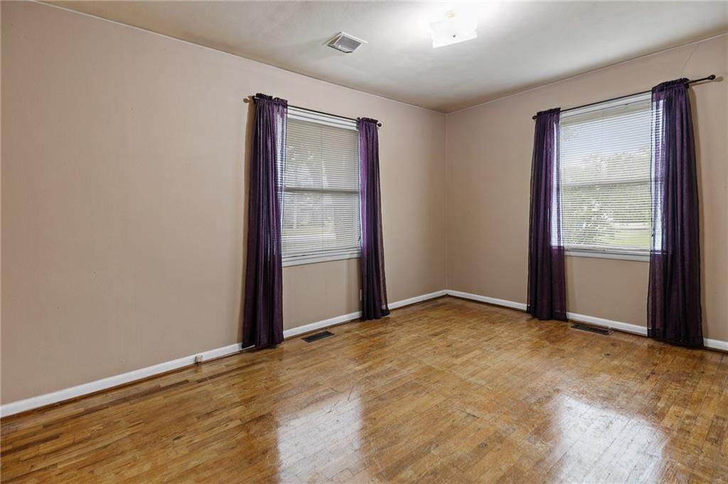 1720 E 7th Street — photo 13