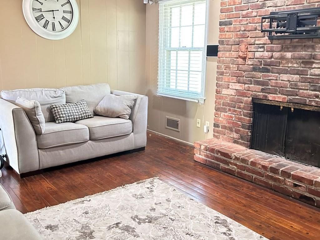 4406 E 108th Street — photo 7