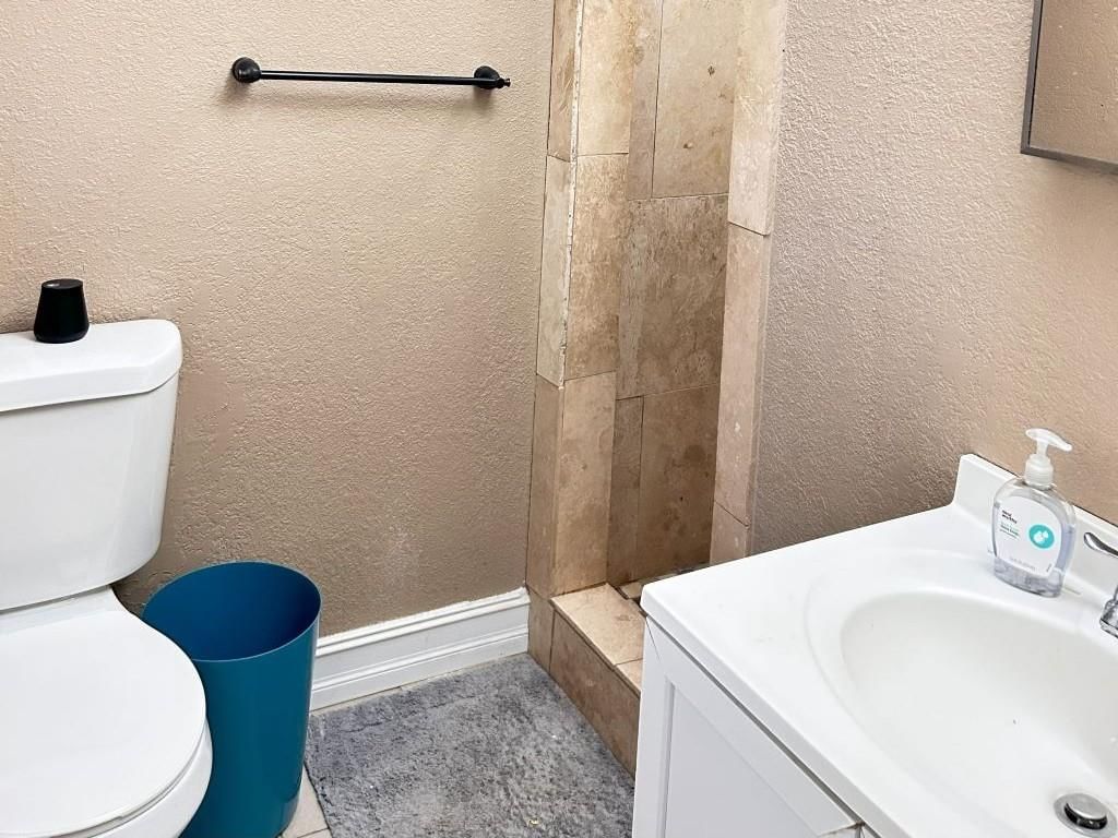4406 E 108th Street — photo 24