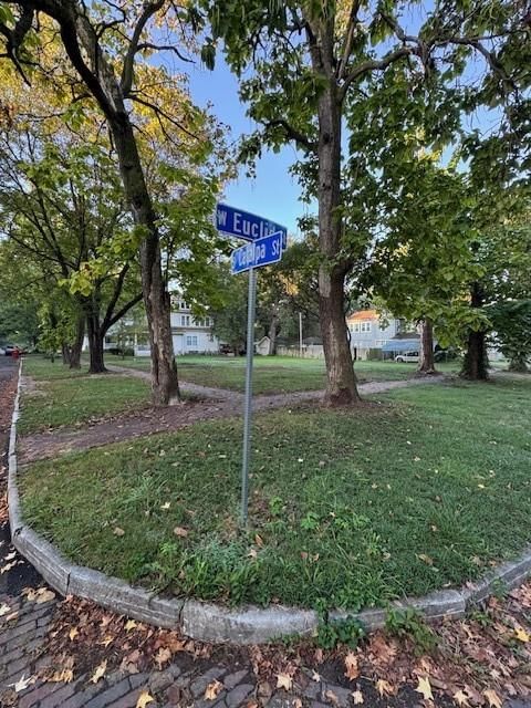 601 W Euclid Street — photo 2