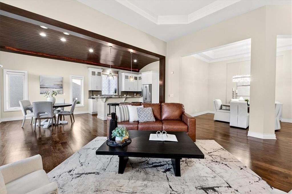 15206 CATALINA Street — photo 11