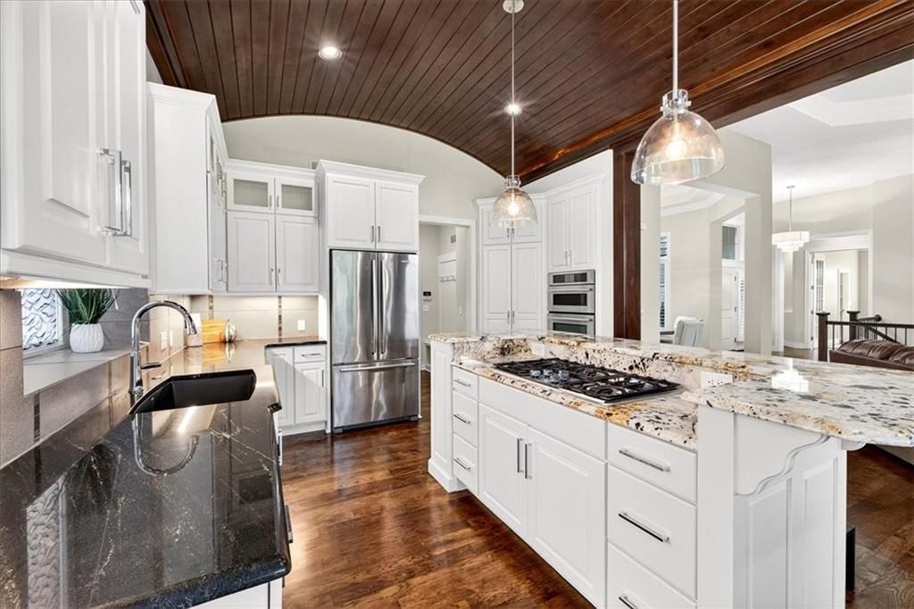 15206 CATALINA Street — photo 20