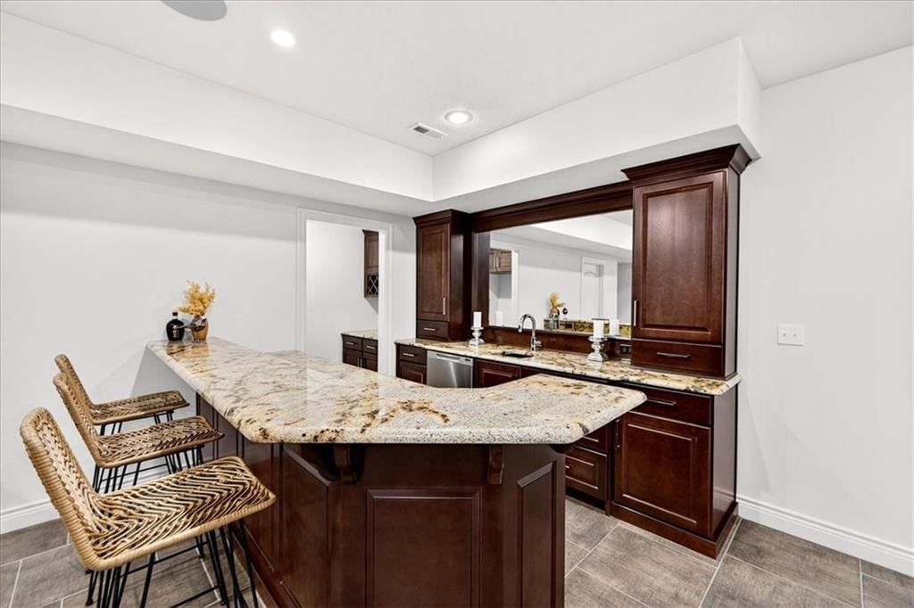 15206 CATALINA Street — photo 43
