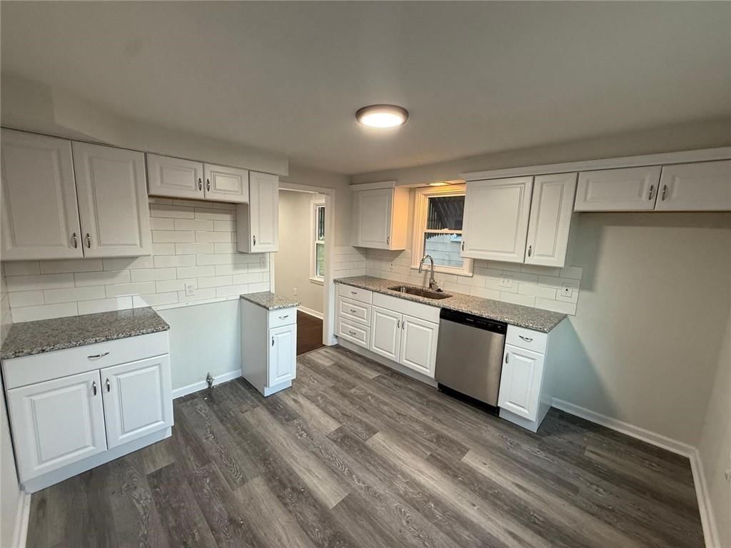 3818 E 71 Terrace — photo 8