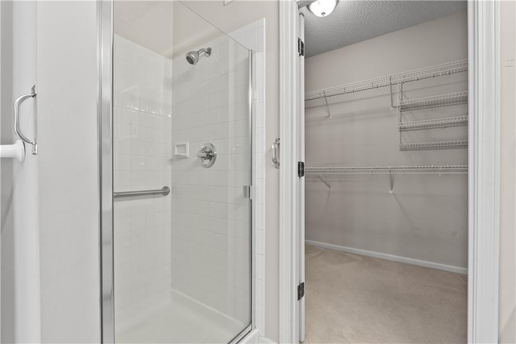 Photo 21 of 35 - 3107 S Cochise Avenue