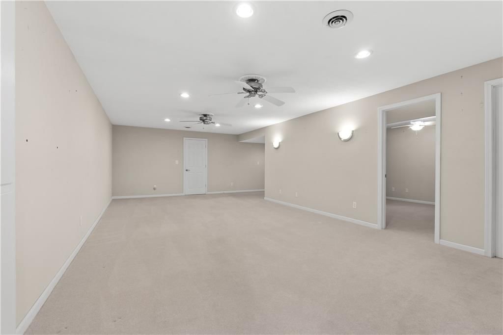 Photo 27 of 35 - 3107 S Cochise Avenue