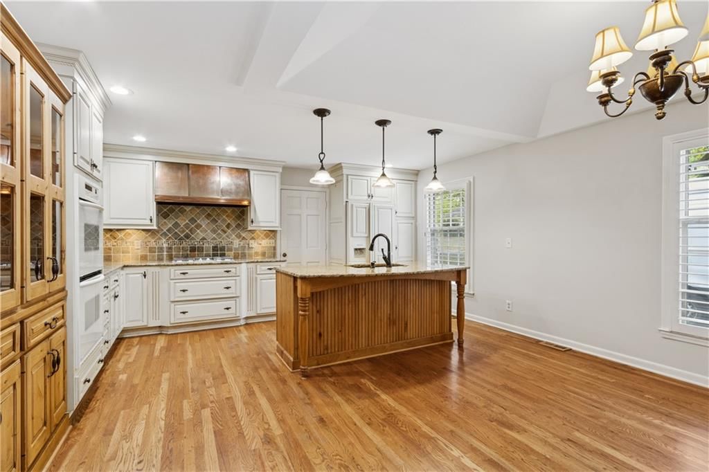 12640 Oakmont Drive — photo 4