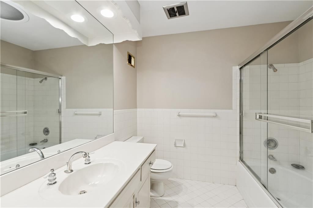 12640 Oakmont Drive — photo 11