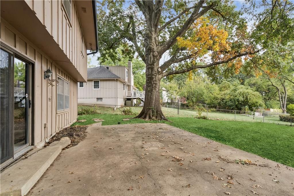 12640 Oakmont Drive — photo 20