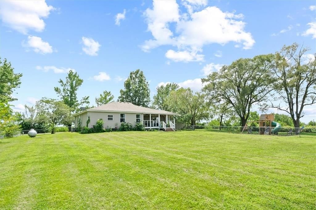 28010 E Lone Jack/Lee's Summ Road — photo 32