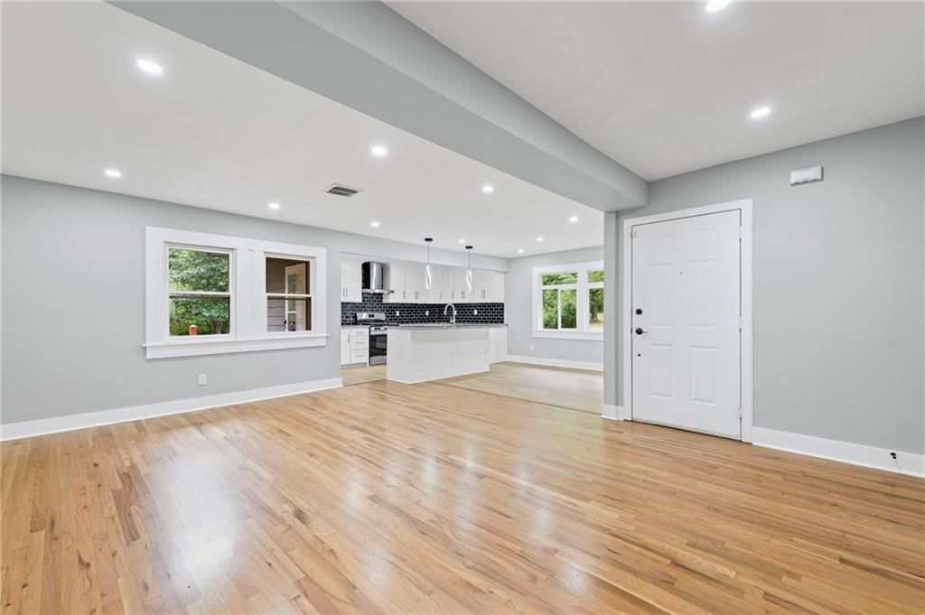 116 N Emerson Avenue — photo 6