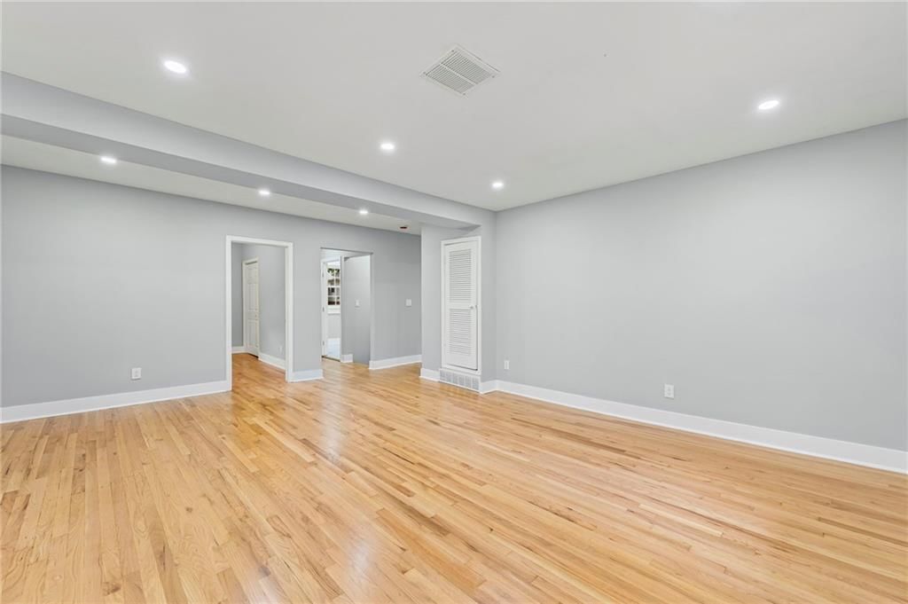 116 N Emerson Avenue — photo 8