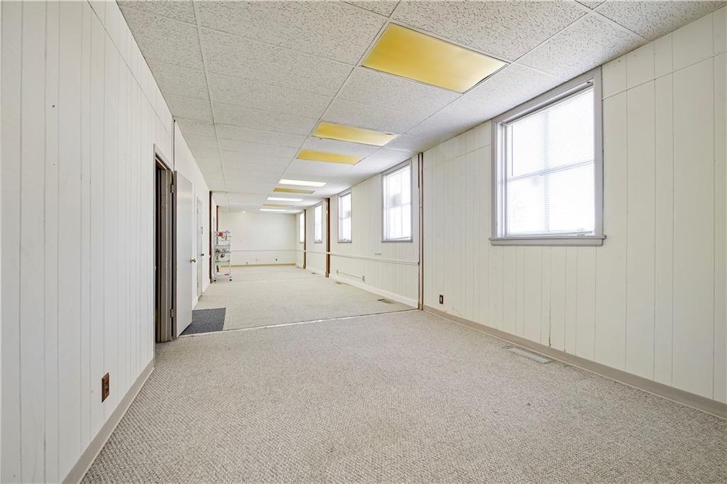 120 S Liberty Street — photo 24