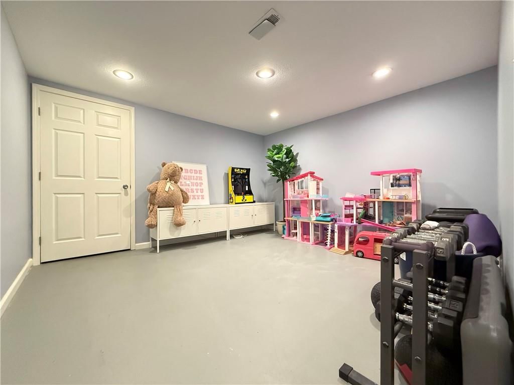 8228 Ensley Lane — photo 25