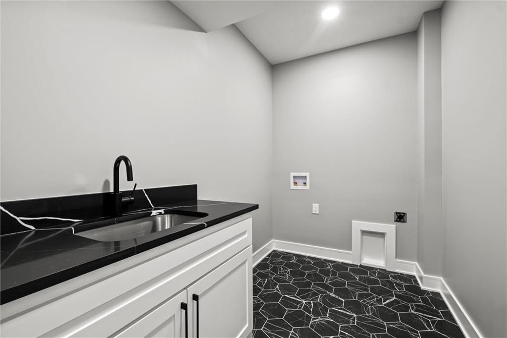 10213 Countryside Drive — photo 45