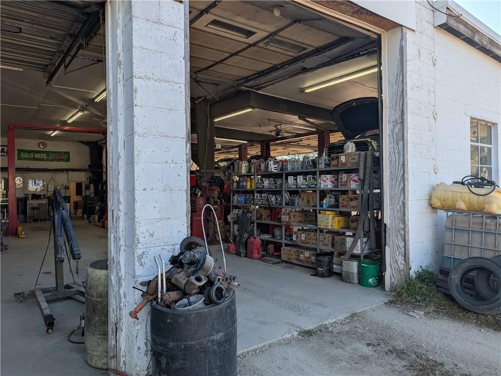 506 S 10th Street — photo 15