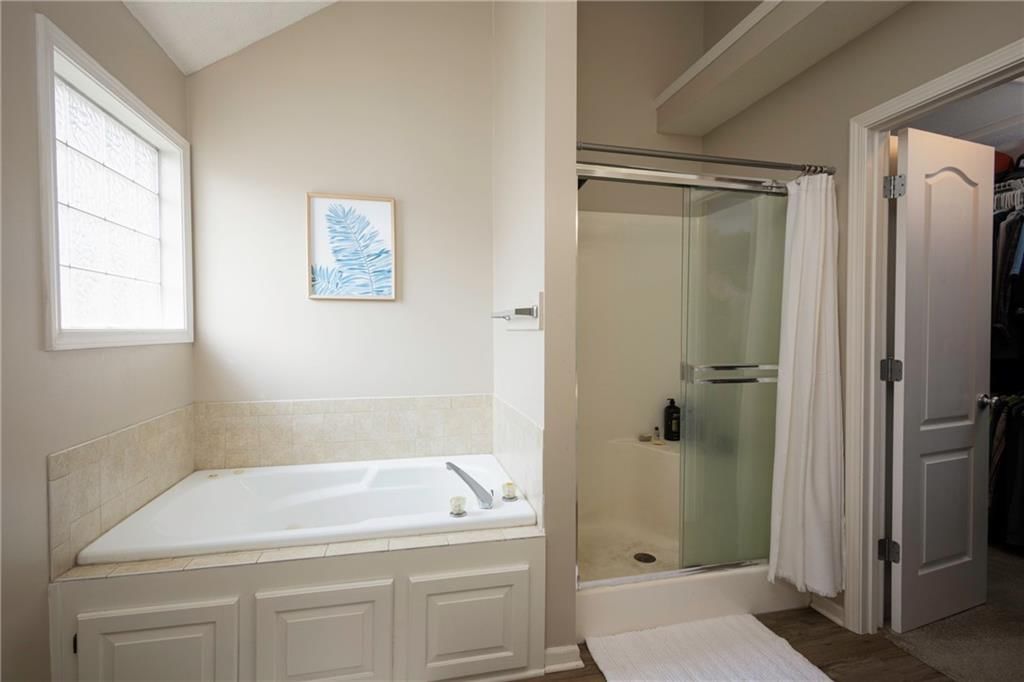 11432 N Ewing Avenue — photo 19