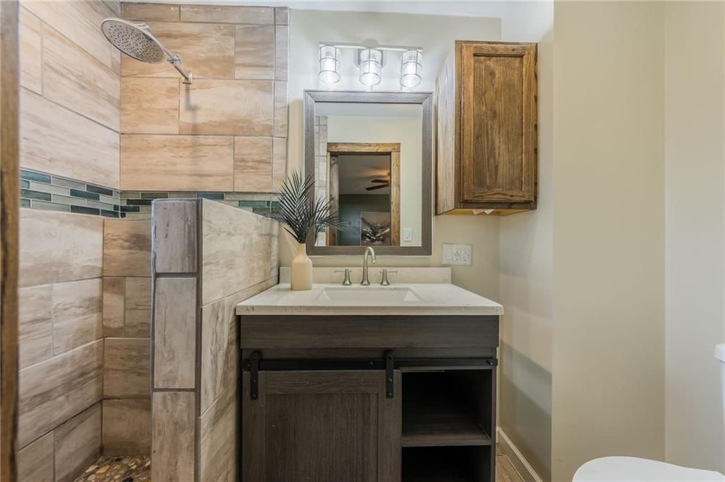 Photo 20 of 28 - 6709 E 126th Street
