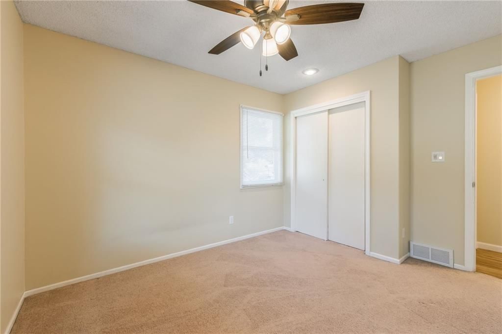 Photo 24 of 28 - 6709 E 126th Street