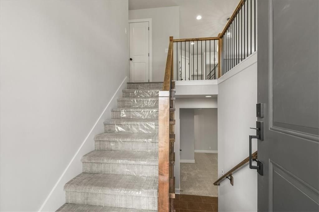 4205 SE Adams Drive — photo 3
