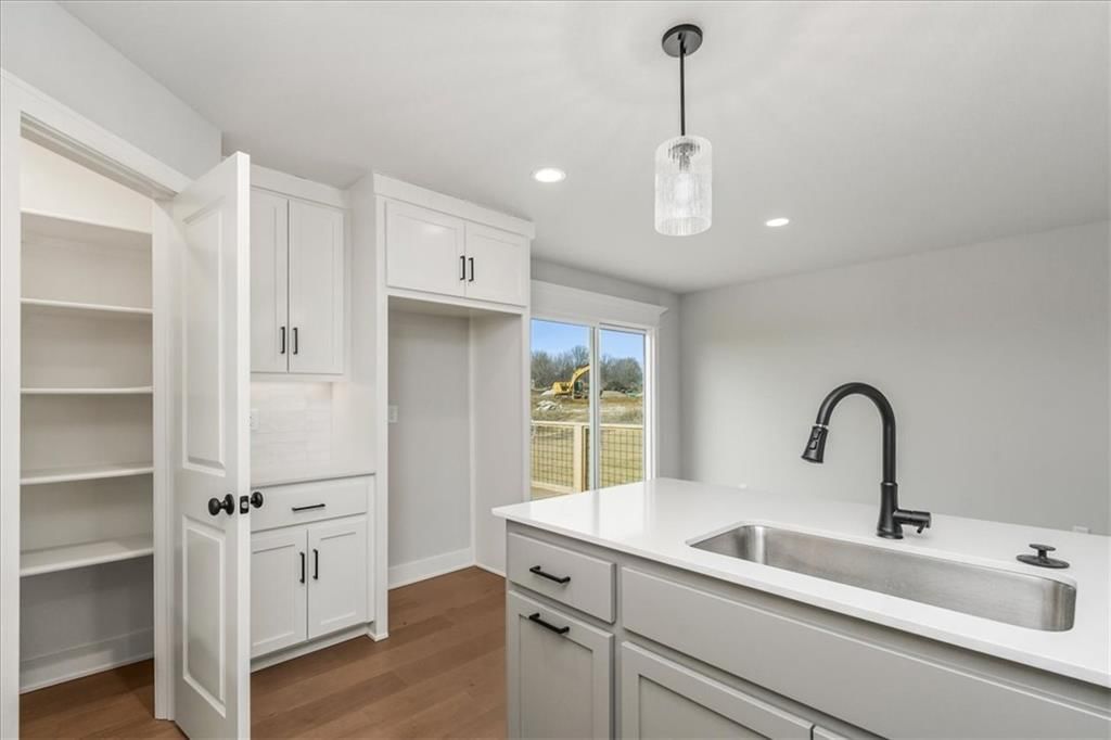 4205 SE Adams Drive — photo 6