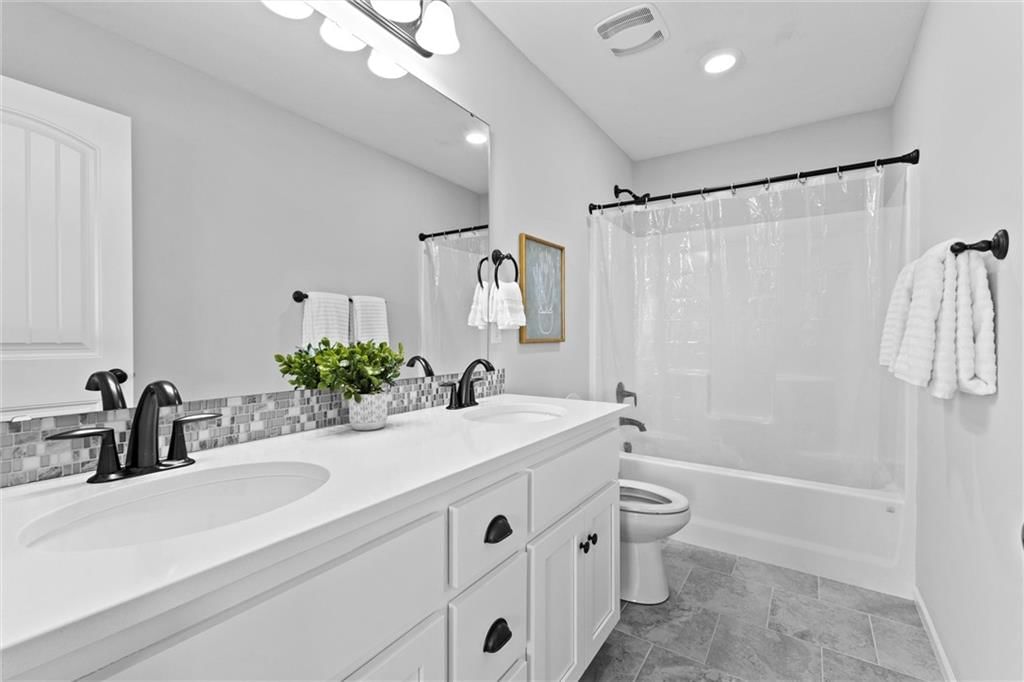 16728 W 170th Court — photo 28